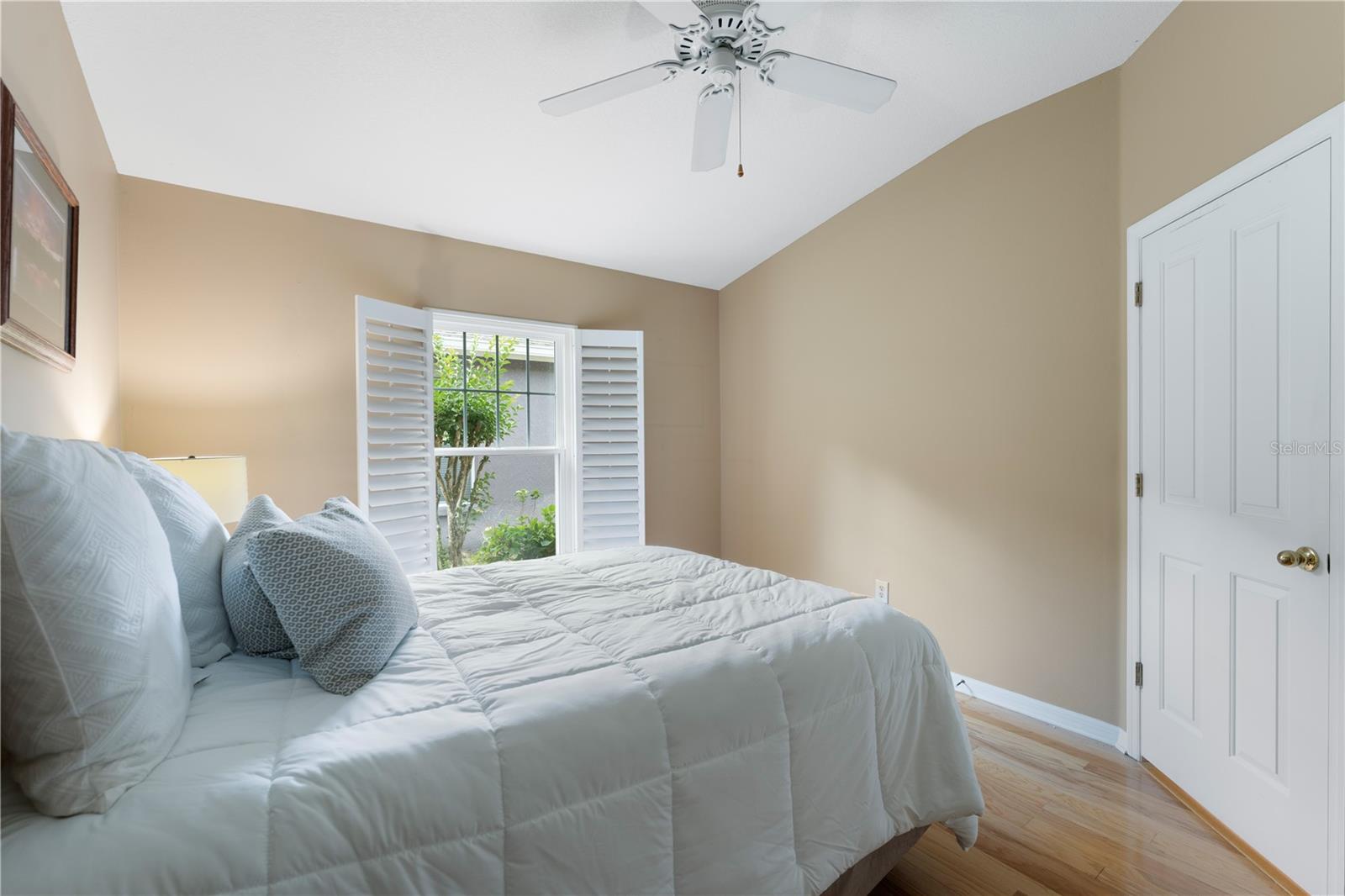 9442 HUNTERS POND DR, TAMPA, FL, 33647