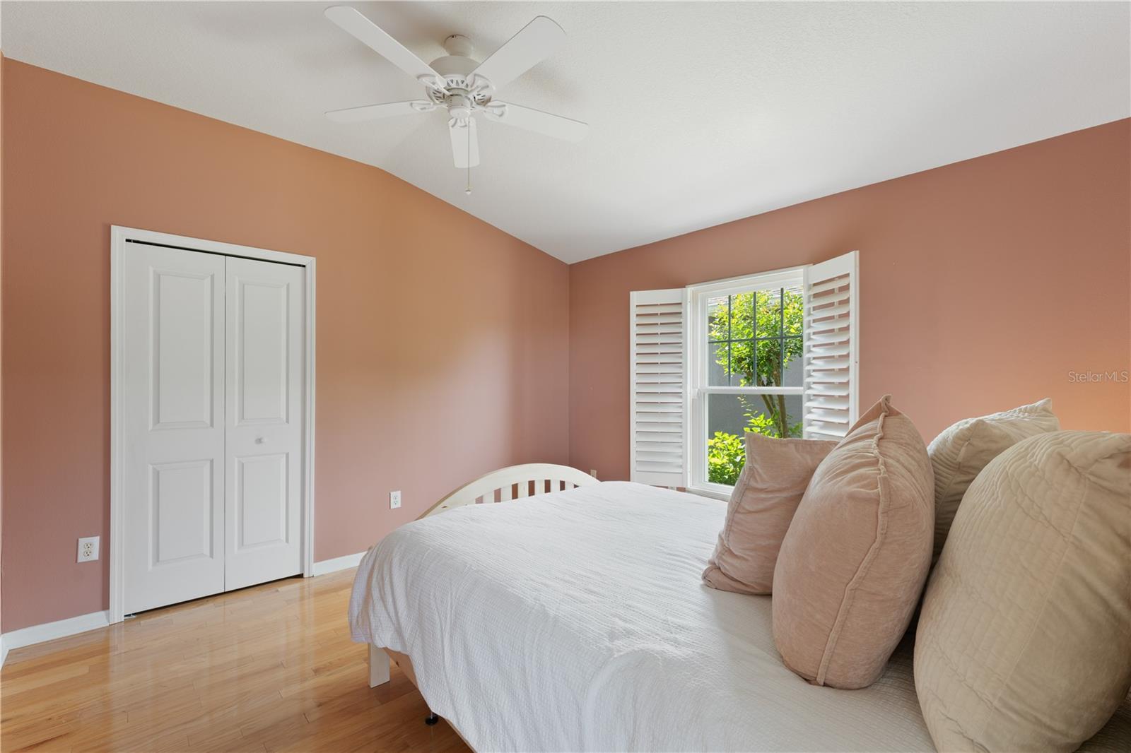 9442 HUNTERS POND DR, TAMPA, FL, 33647