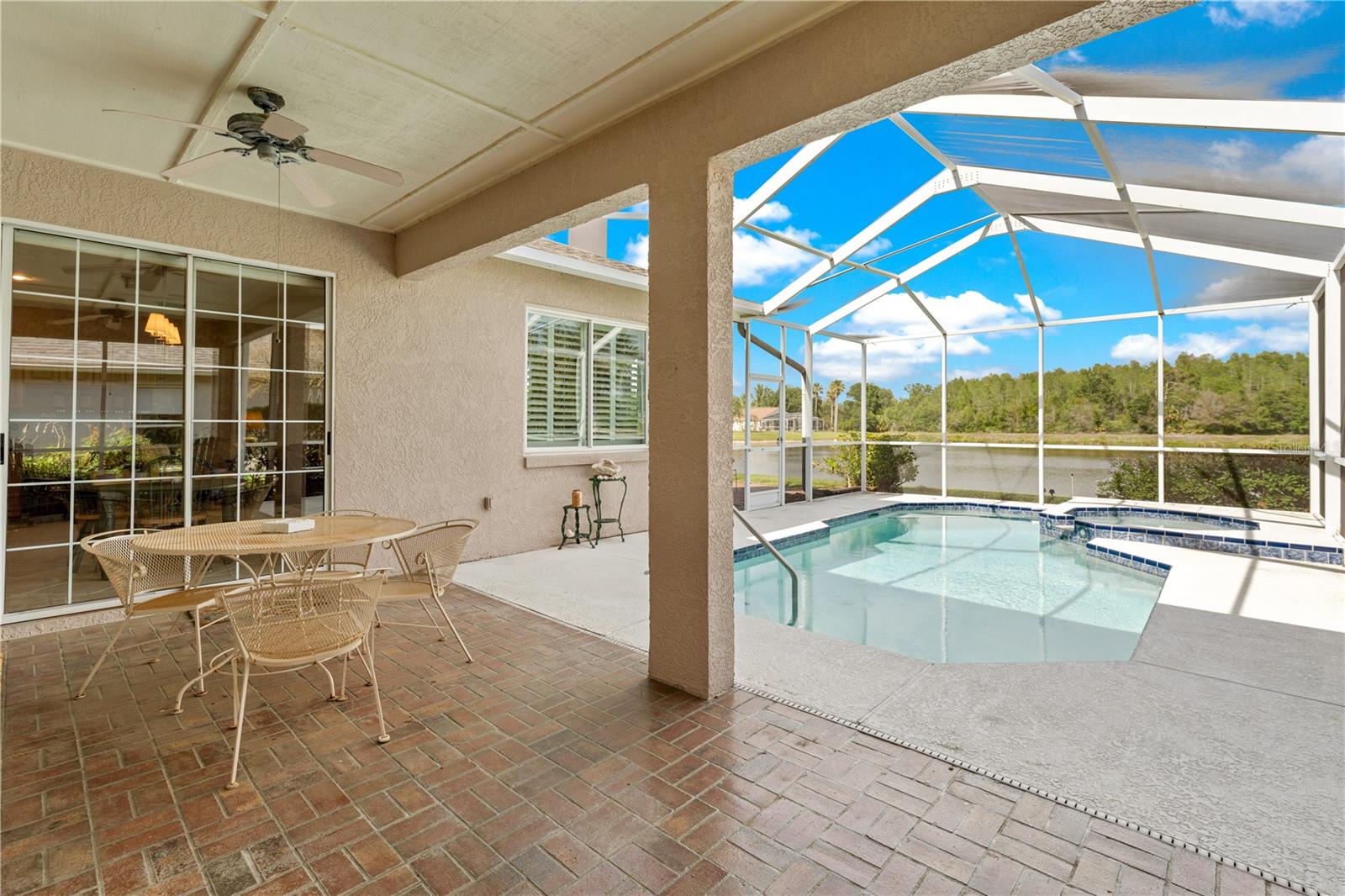 9442 HUNTERS POND DR, TAMPA, FL, 33647