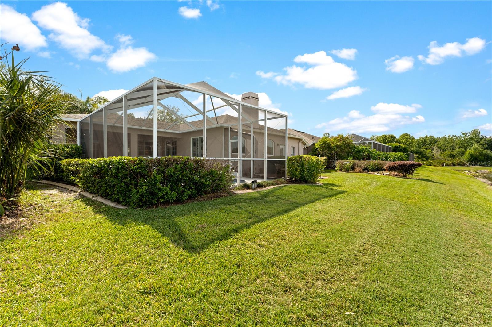 9442 HUNTERS POND DR, TAMPA, FL, 33647