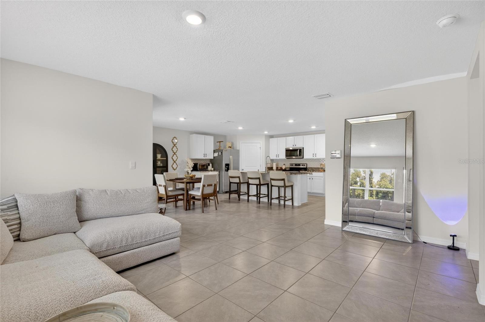 3255 SILVER DATE DR, WIMAUMA, FL, 33598