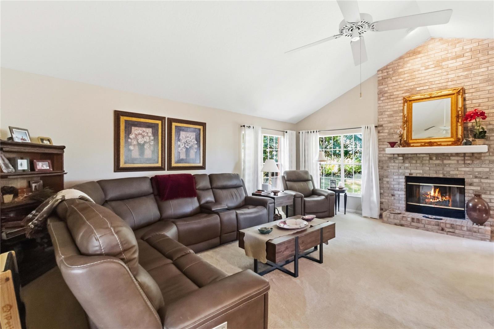 2043 SAWGRASS DR, APOPKA, FL, 32712