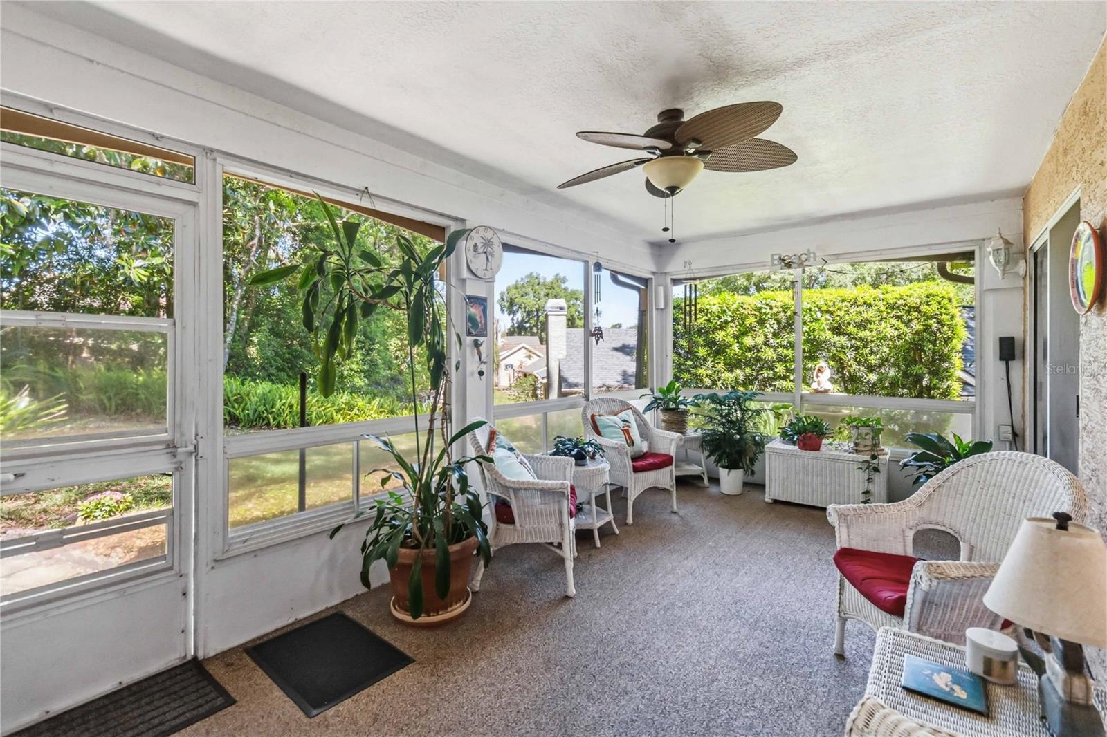 2043 SAWGRASS DR, APOPKA, FL, 32712