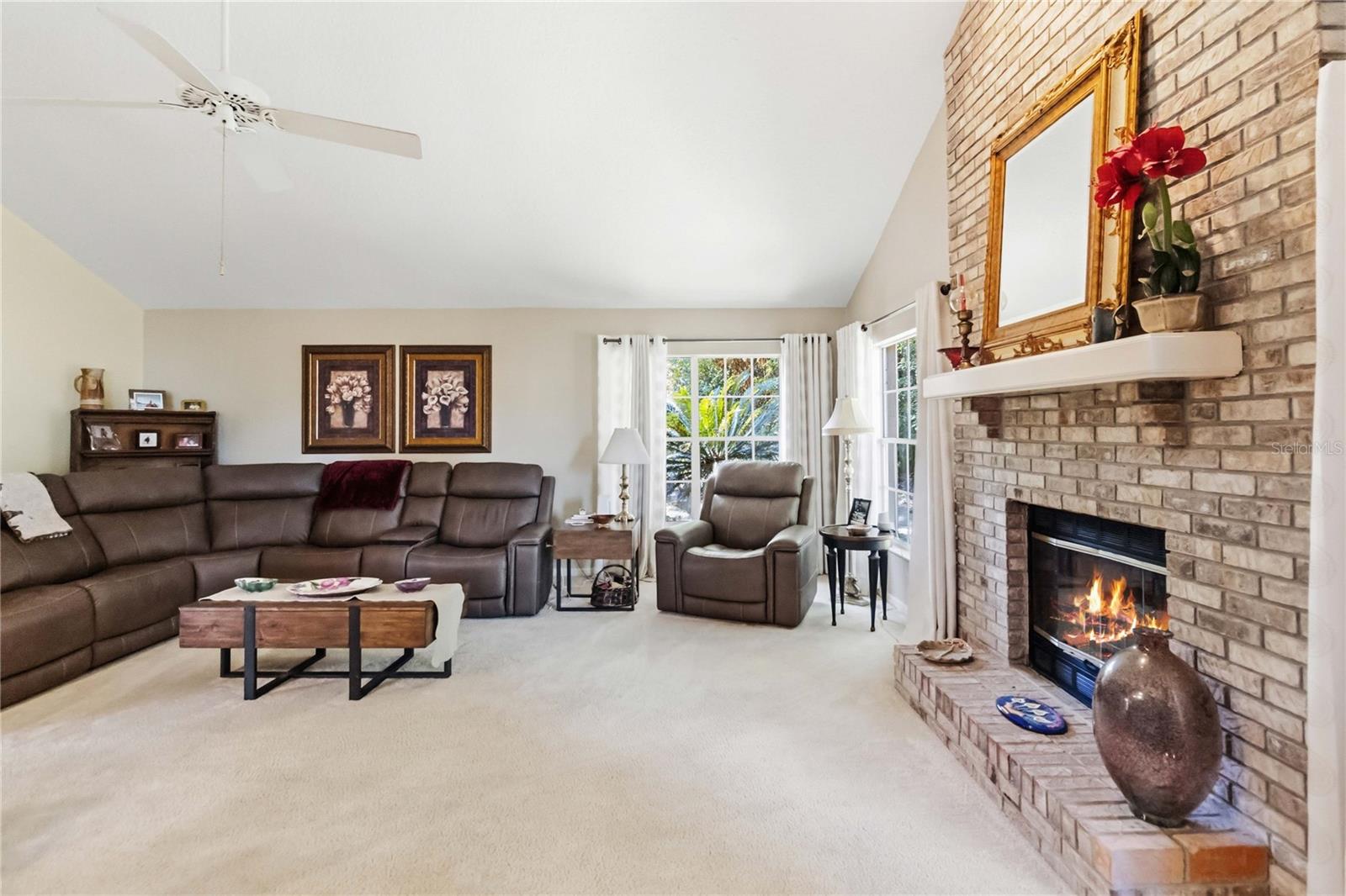 2043 SAWGRASS DR, APOPKA, FL, 32712