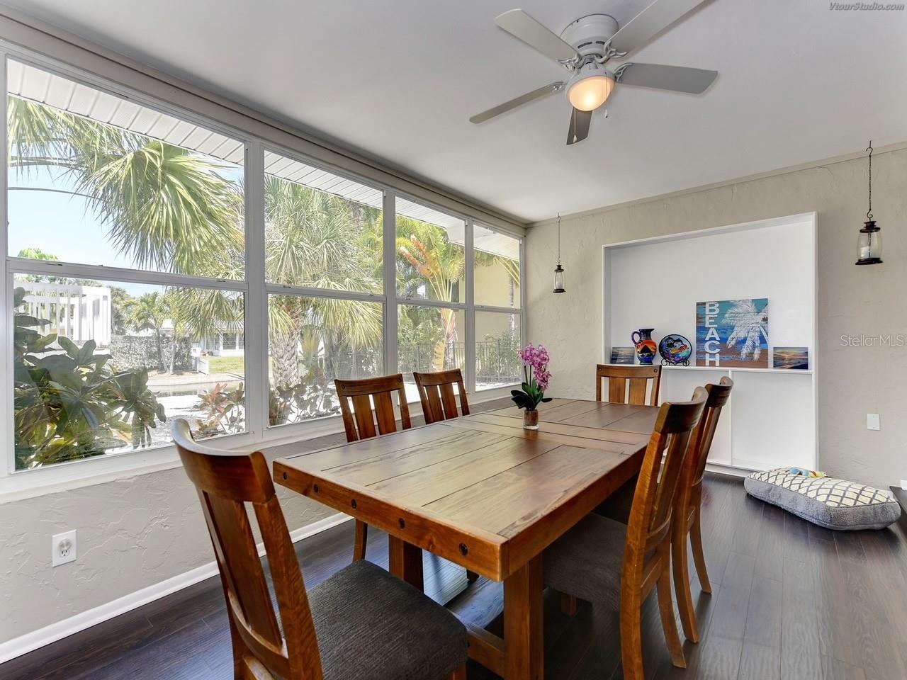 301 AVENIDA MADERA #B, SARASOTA, FL, 34242