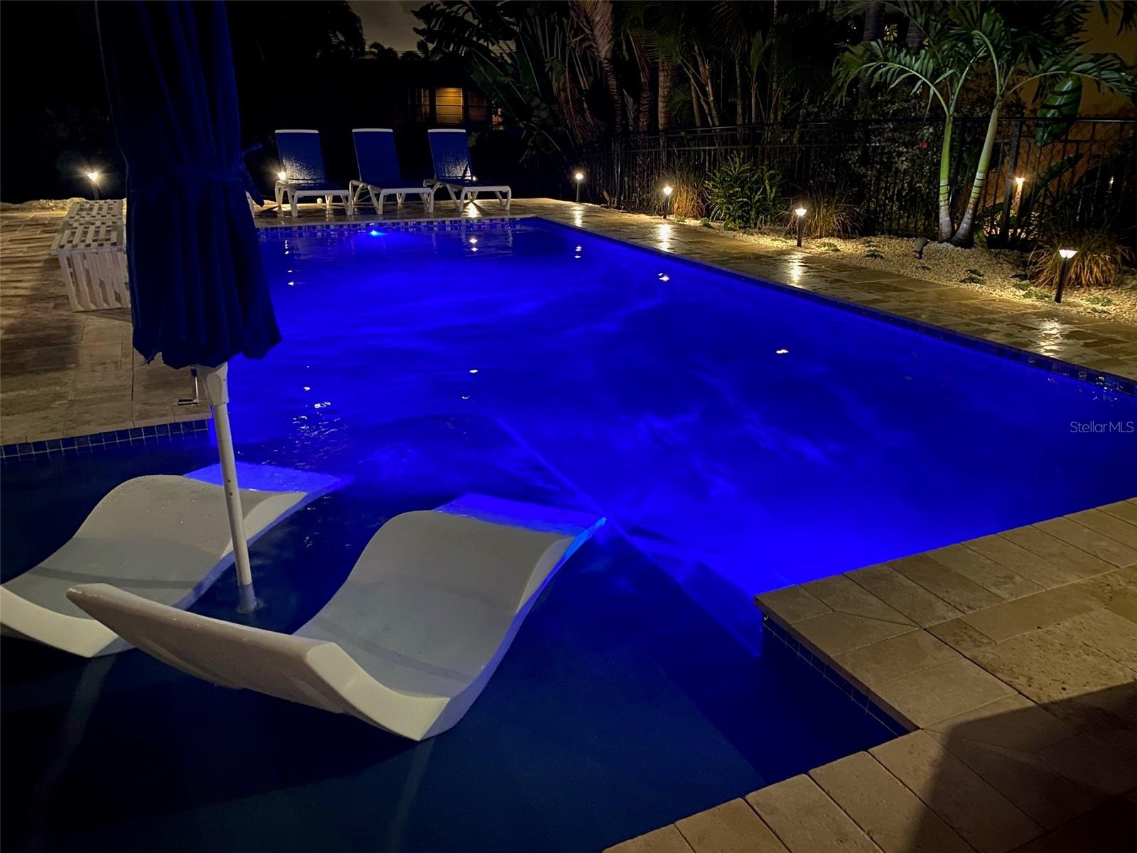 301 AVENIDA MADERA #B, SARASOTA, FL, 34242