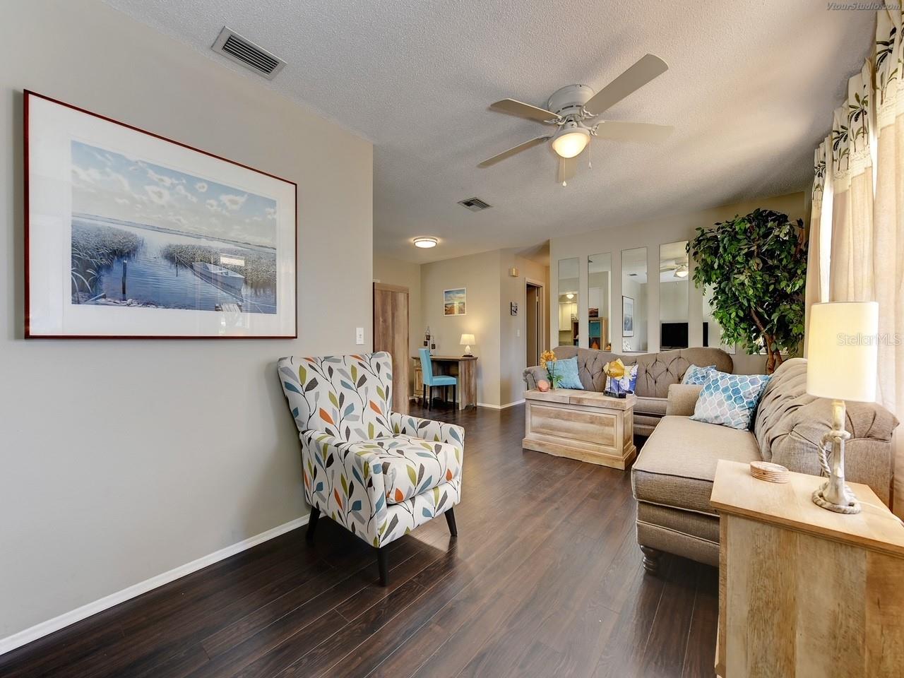 301 AVENIDA MADERA #B, SARASOTA, FL, 34242