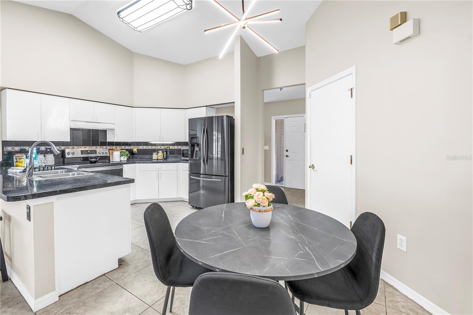 5810 BITTER ORANGE AVE, TAMPA, FL, 33625