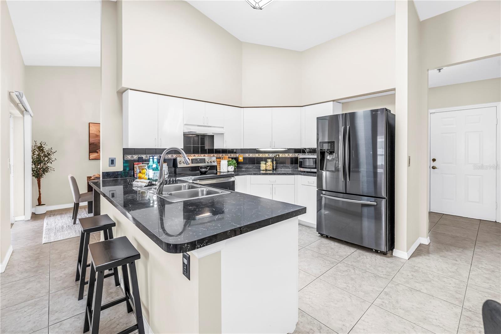 5810 BITTER ORANGE AVE, TAMPA, FL, 33625