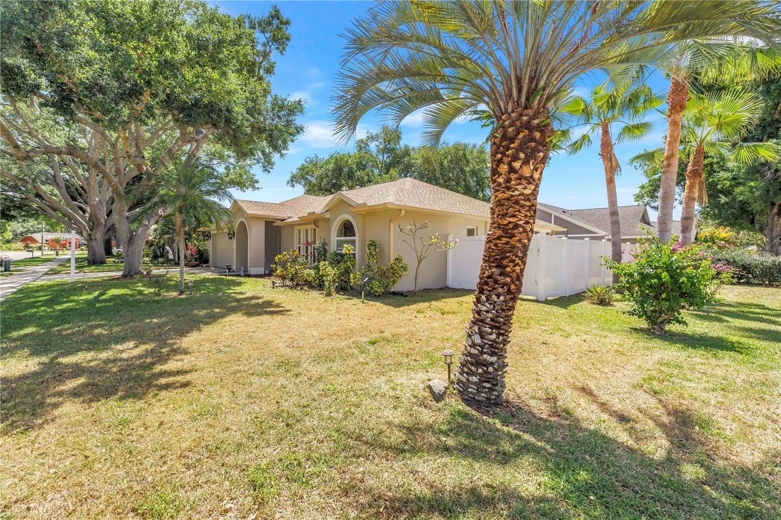 5810 BITTER ORANGE AVE, TAMPA, FL, 33625