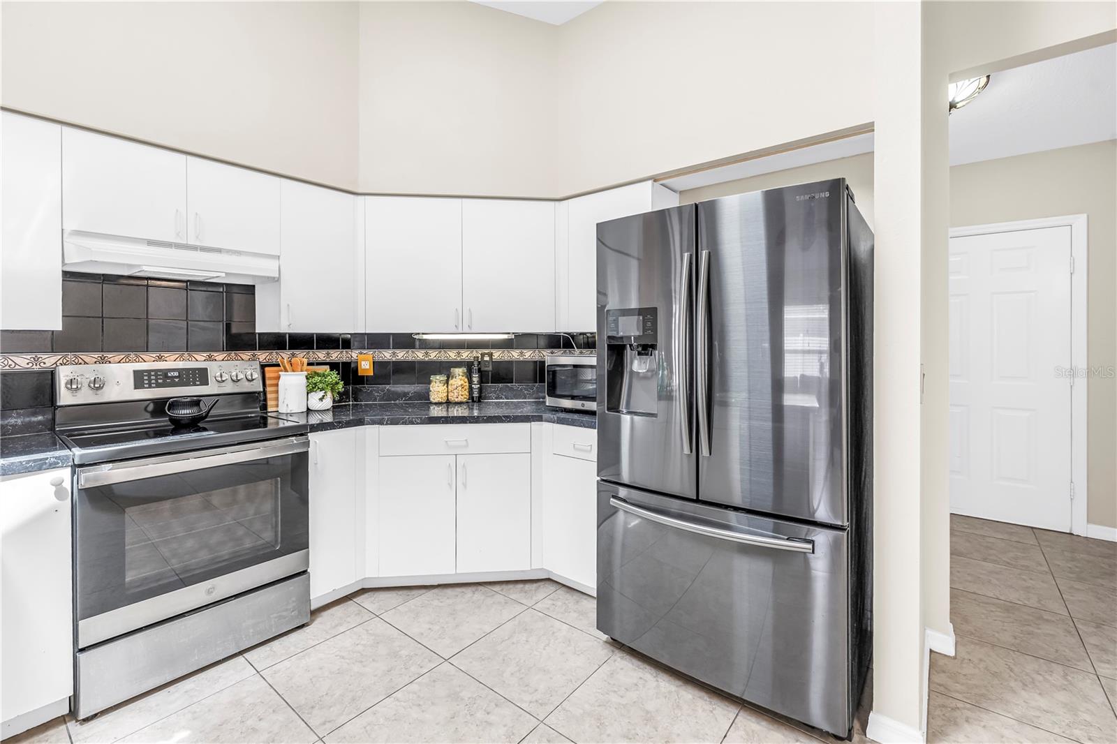 5810 BITTER ORANGE AVE, TAMPA, FL, 33625