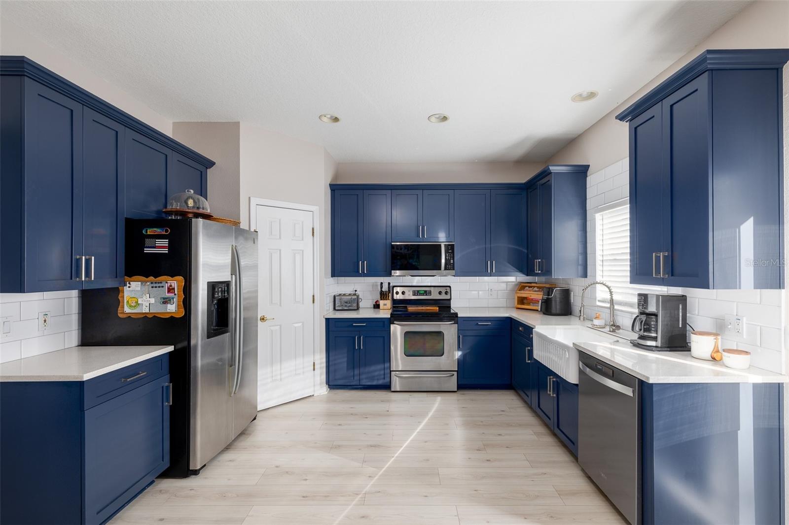 9004 GRAND BAYOU CT, TAMPA, FL, 33635