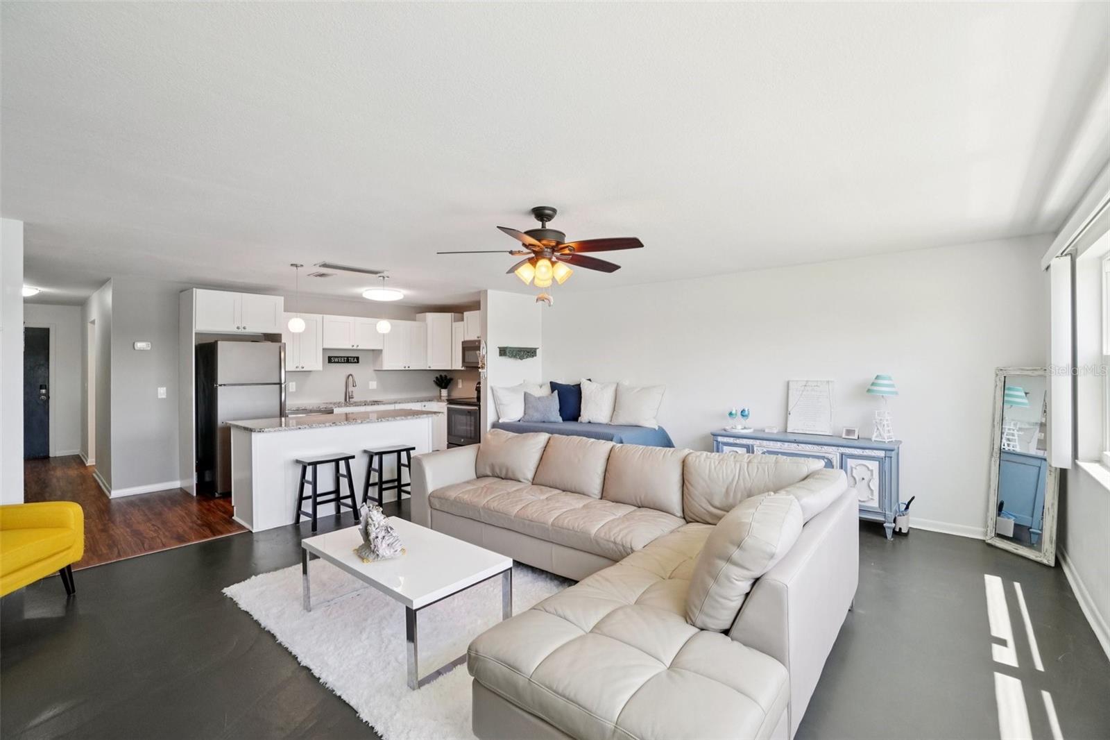 3850 13TH AVE N #212, ST PETERSBURG, FL, 33713