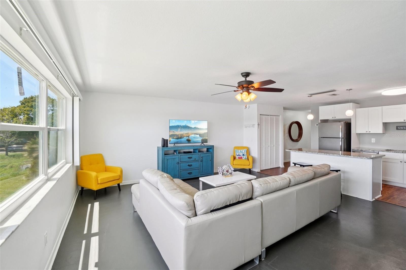 3850 13TH AVE N #212, ST PETERSBURG, FL, 33713