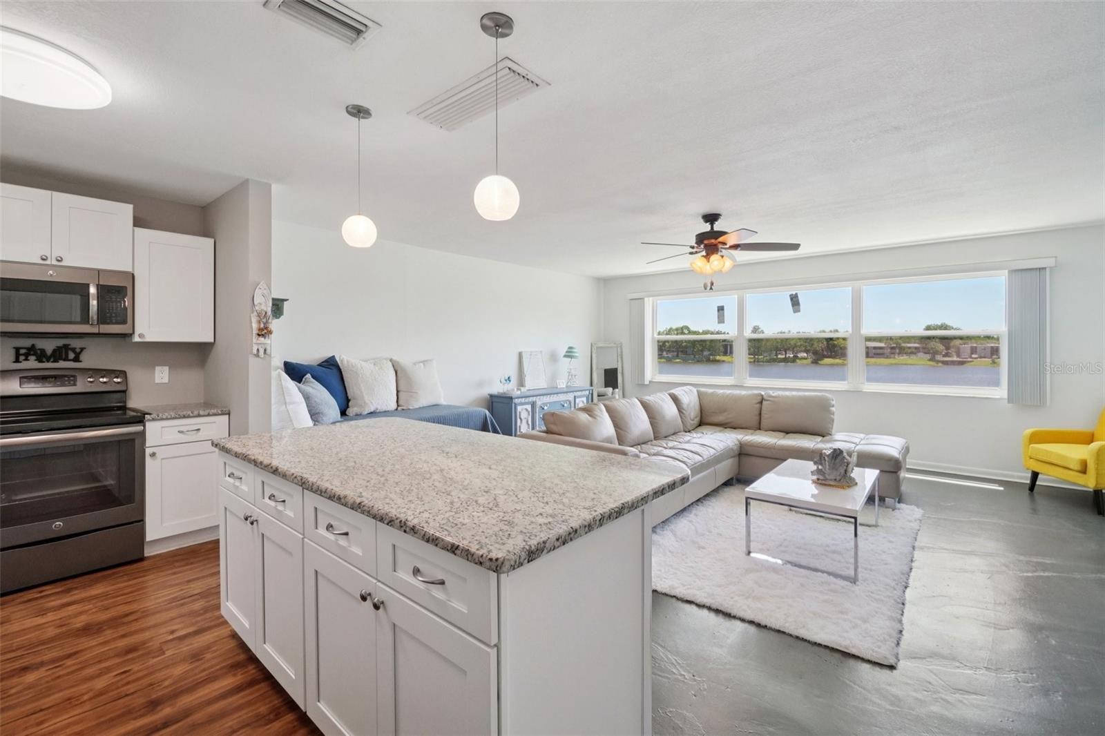 3850 13TH AVE N #212, ST PETERSBURG, FL, 33713