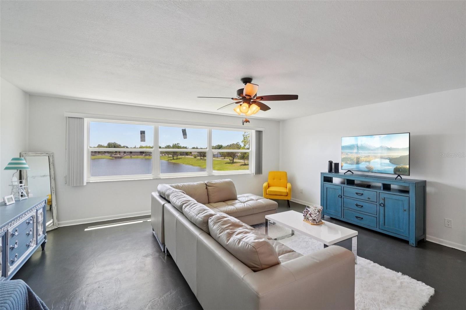 3850 13TH AVE N #212, ST PETERSBURG, FL, 33713