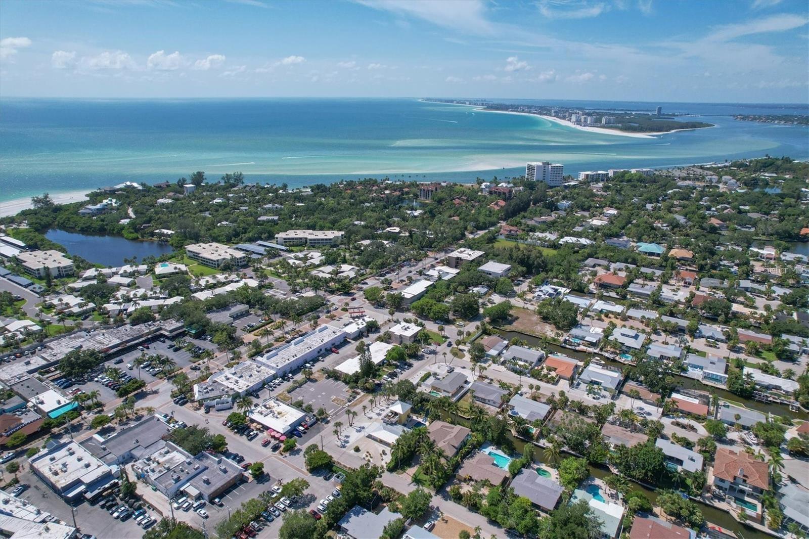 301 AVENIDA MADERA #A, SARASOTA, FL, 34242