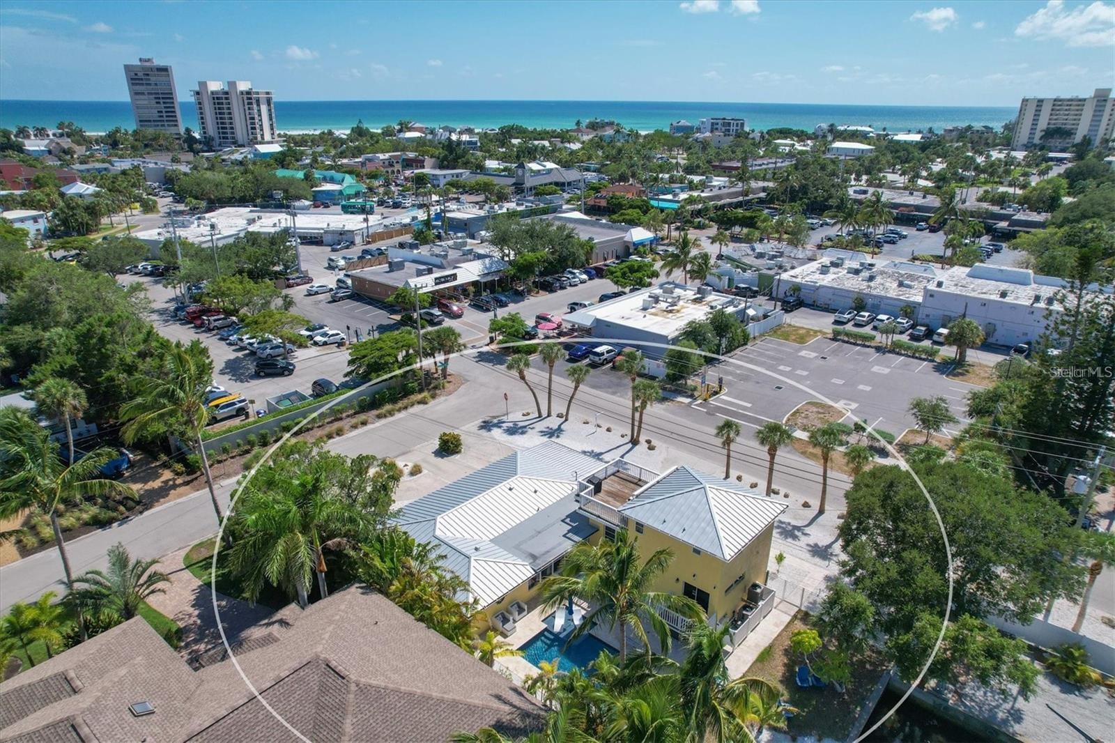 301 AVENIDA MADERA #A, SARASOTA, FL, 34242