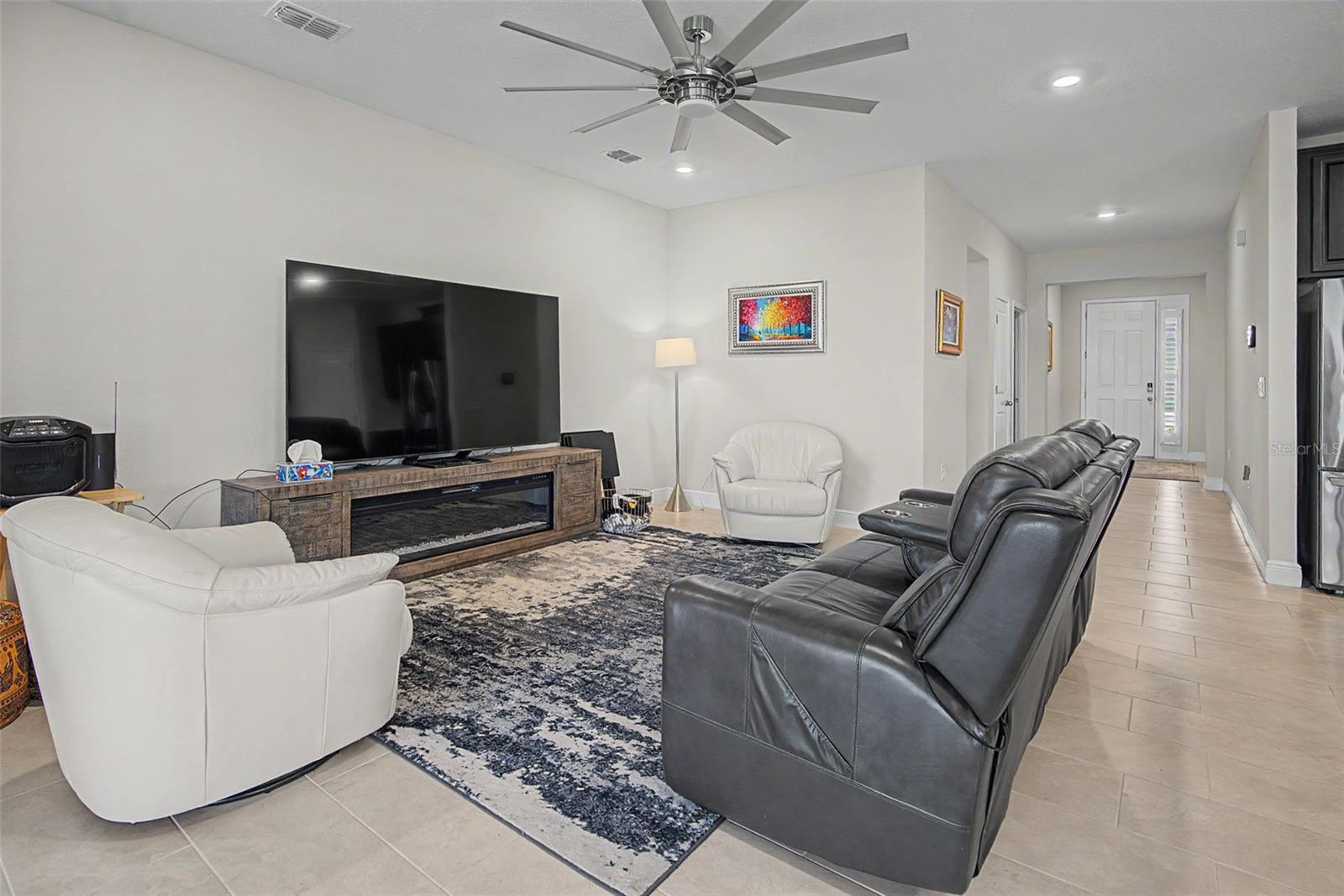 176 BRIGHT IBIS AVE, APOLLO BEACH, FL, 33572