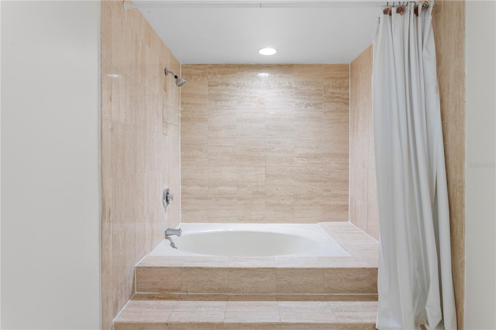 3301 BAYSHORE BLVD #702E, TAMPA, FL, 33629