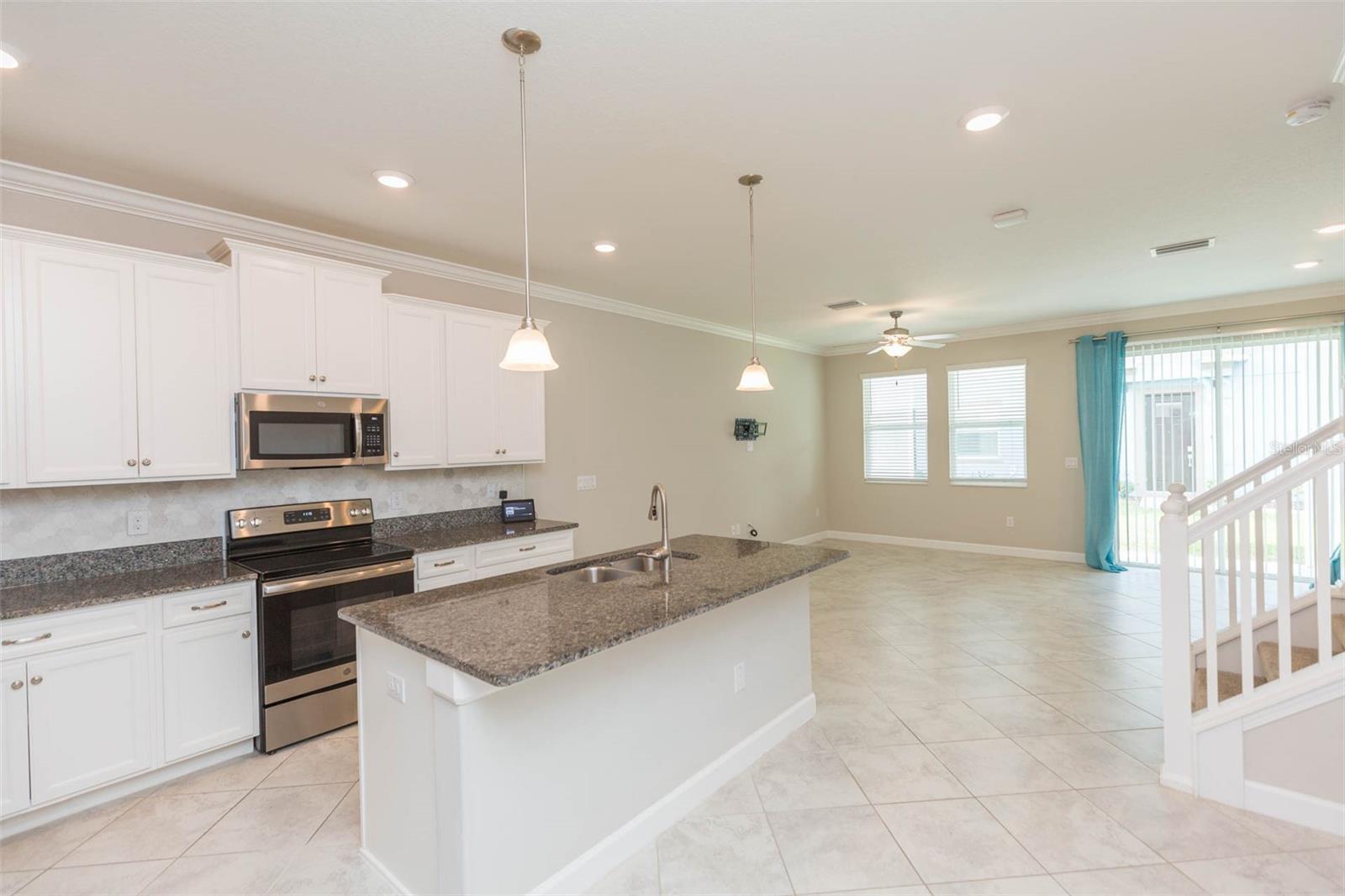 18676 NOBLE CASPIAN DR, LUTZ, FL, 33558