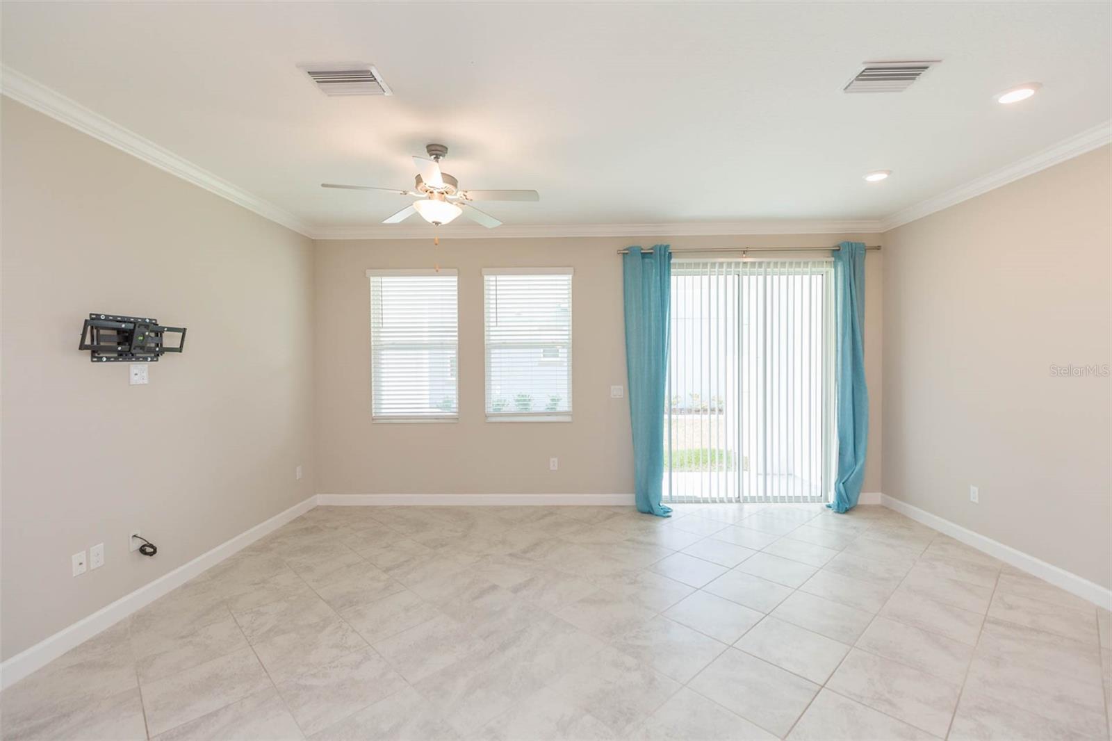 18676 NOBLE CASPIAN DR, LUTZ, FL, 33558