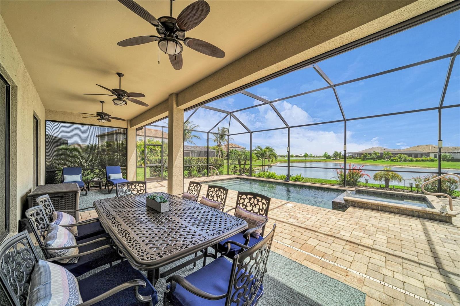 16204 TRADEWIND TER, LAKEWOOD RANCH, FL, 34211