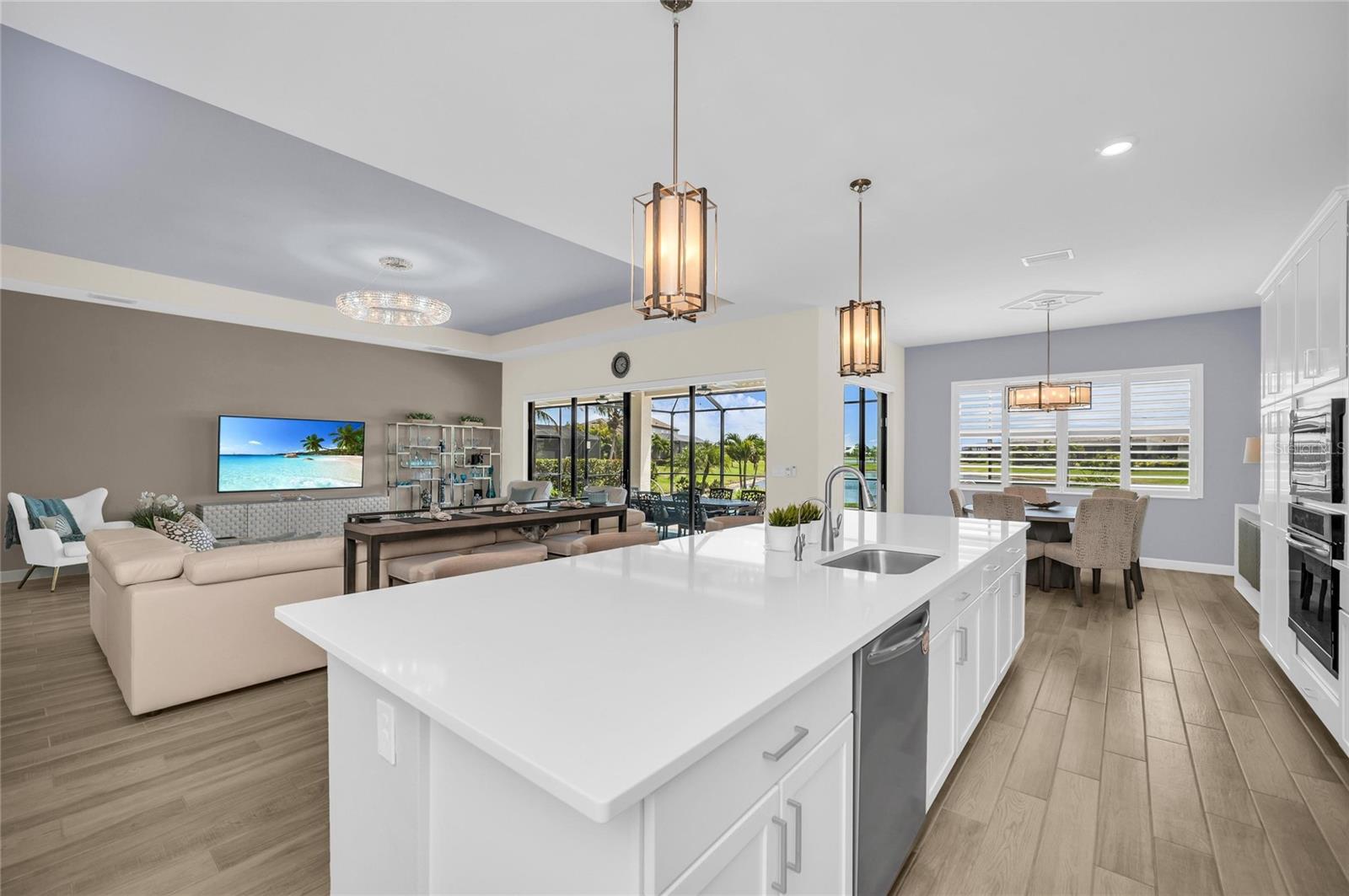 16204 TRADEWIND TER, LAKEWOOD RANCH, FL, 34211