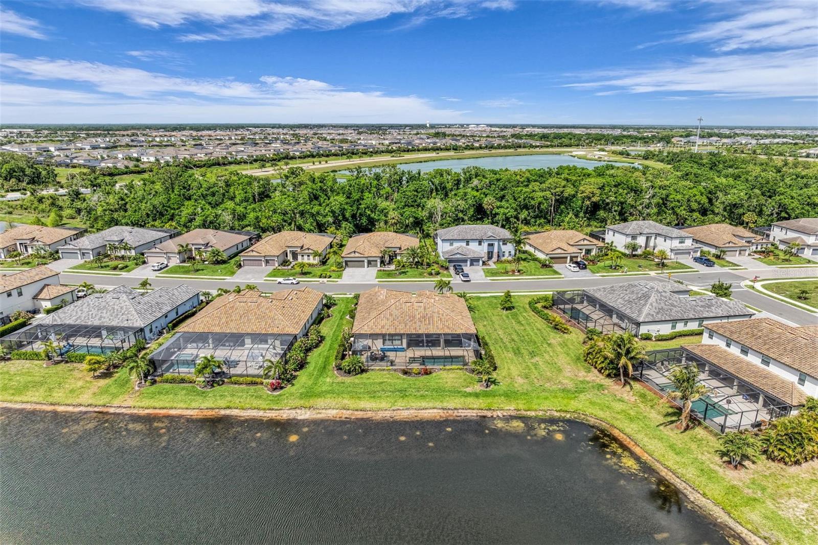 16204 TRADEWIND TER, LAKEWOOD RANCH, FL, 34211