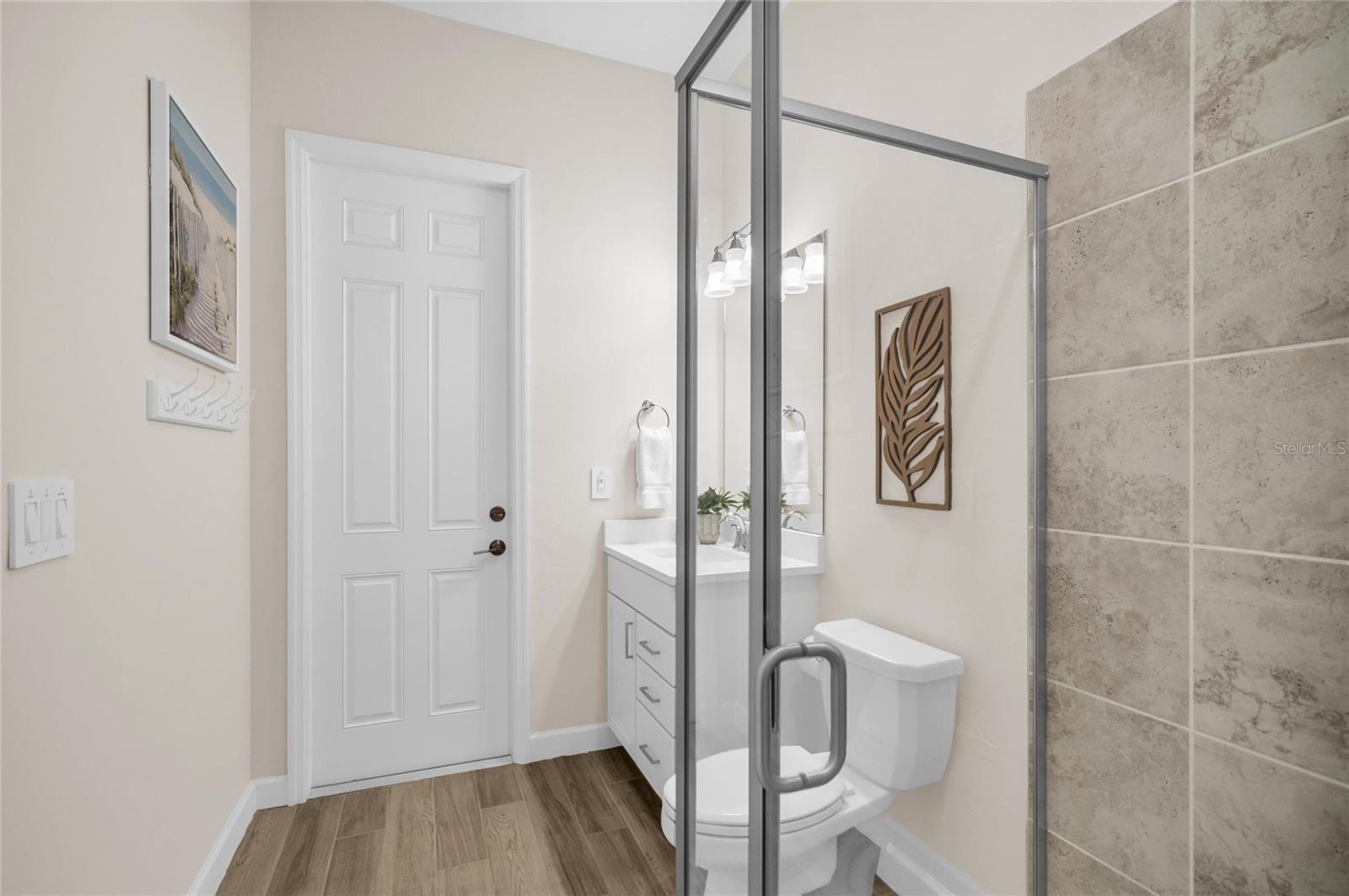 16204 TRADEWIND TER, LAKEWOOD RANCH, FL, 34211