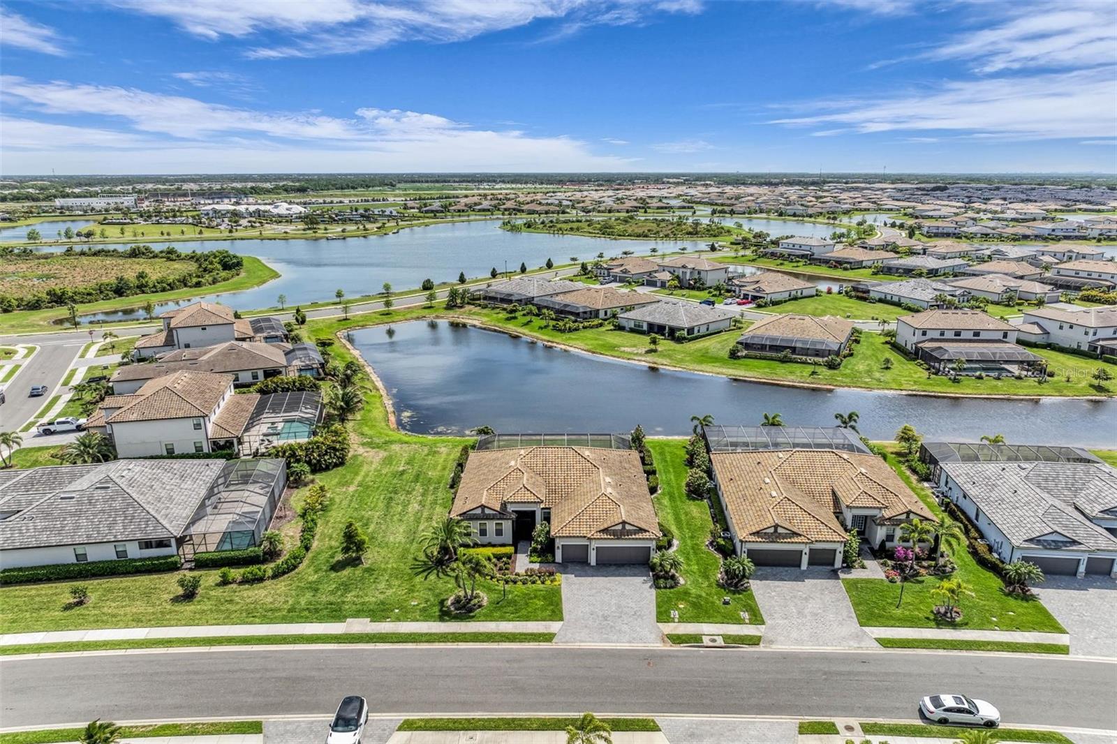 16204 TRADEWIND TER, LAKEWOOD RANCH, FL, 34211