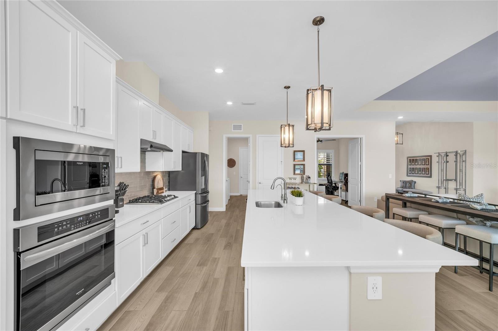 16204 TRADEWIND TER, LAKEWOOD RANCH, FL, 34211