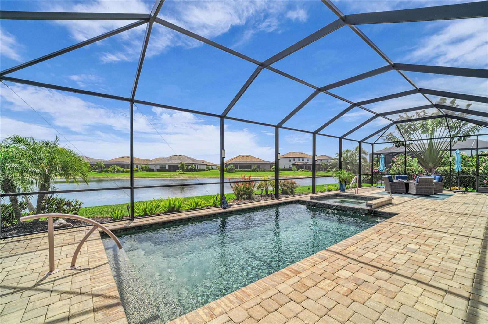 16204 TRADEWIND TER, LAKEWOOD RANCH, FL, 34211