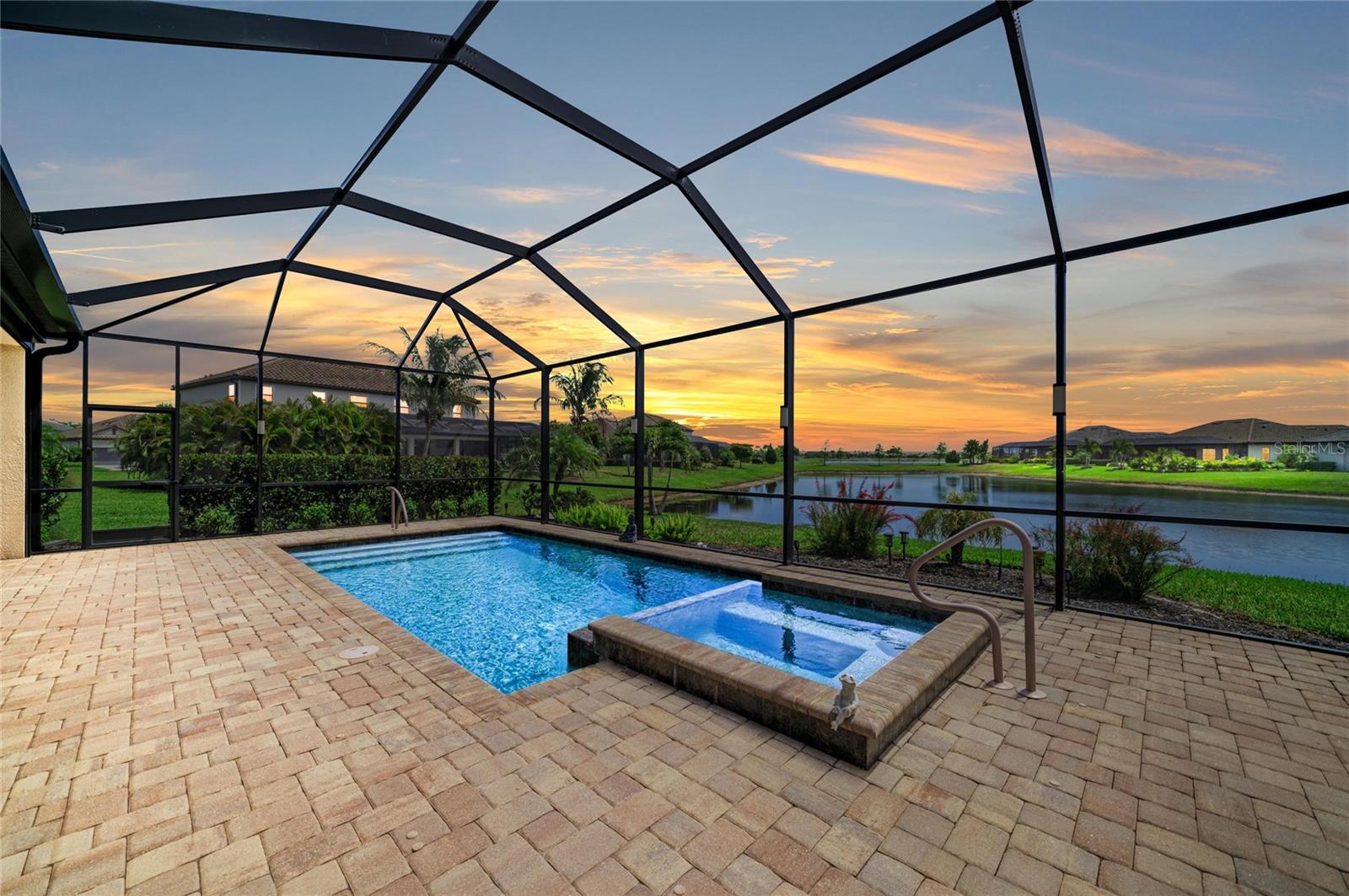 16204 TRADEWIND TER, LAKEWOOD RANCH, FL, 34211