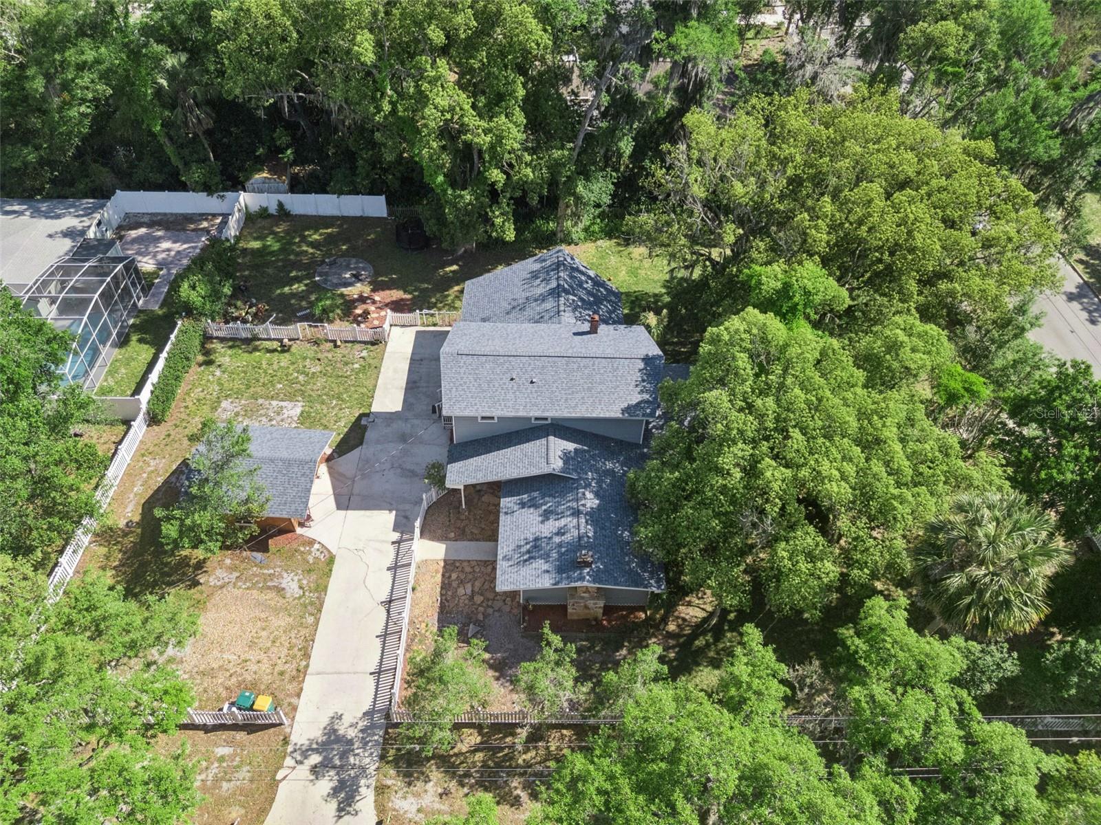 1048 N GRANDVIEW ST, MOUNT DORA, FL, 32757