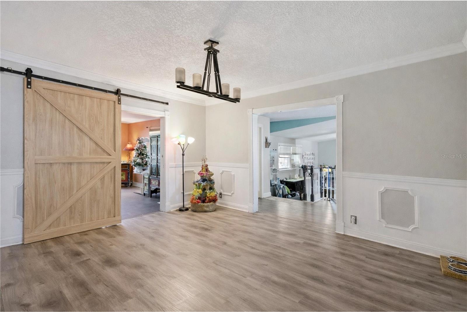 1048 N GRANDVIEW ST, MOUNT DORA, FL, 32757