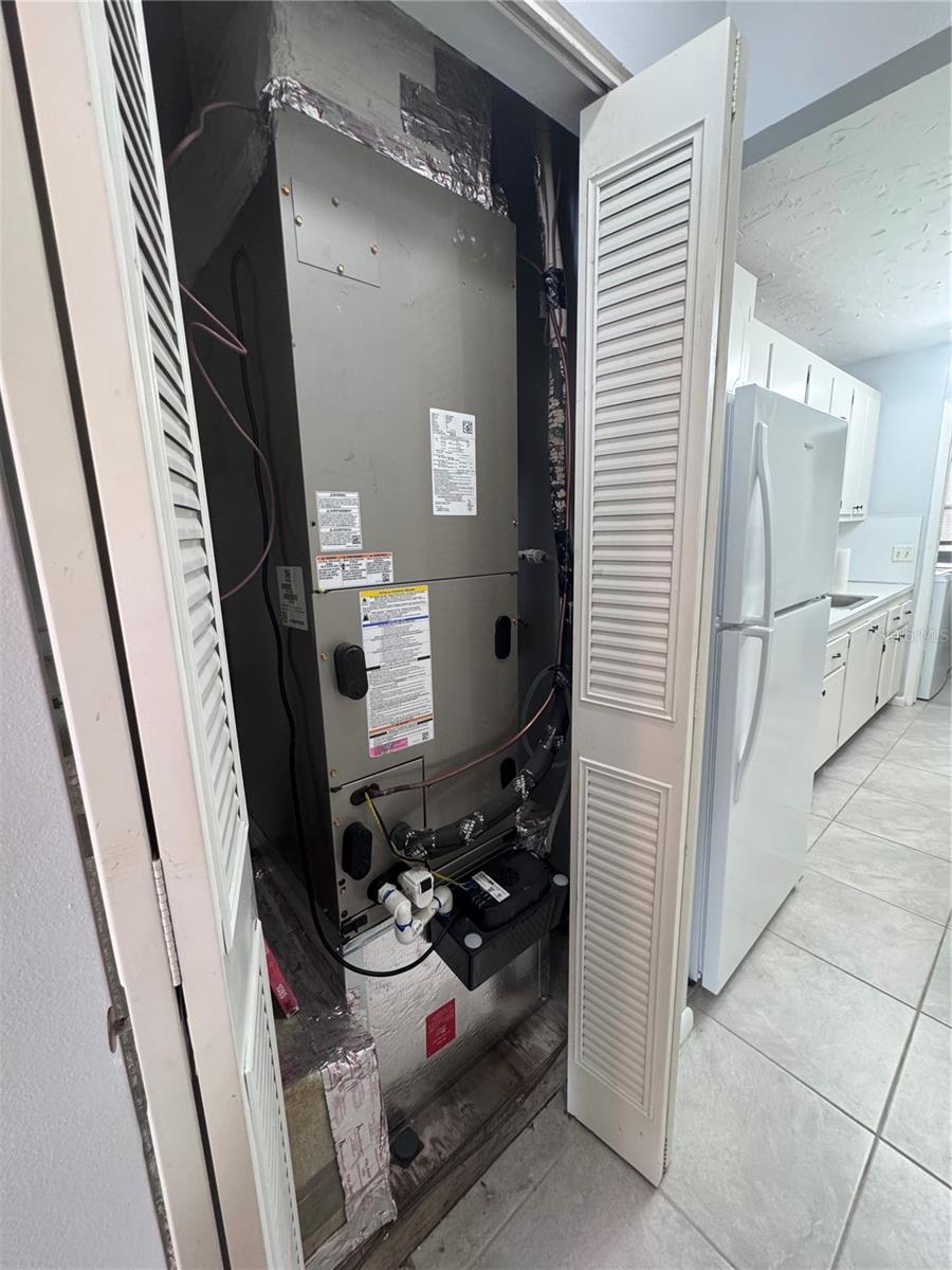 100 EL CAMINO DR #111, WINTER HAVEN, FL, 33884