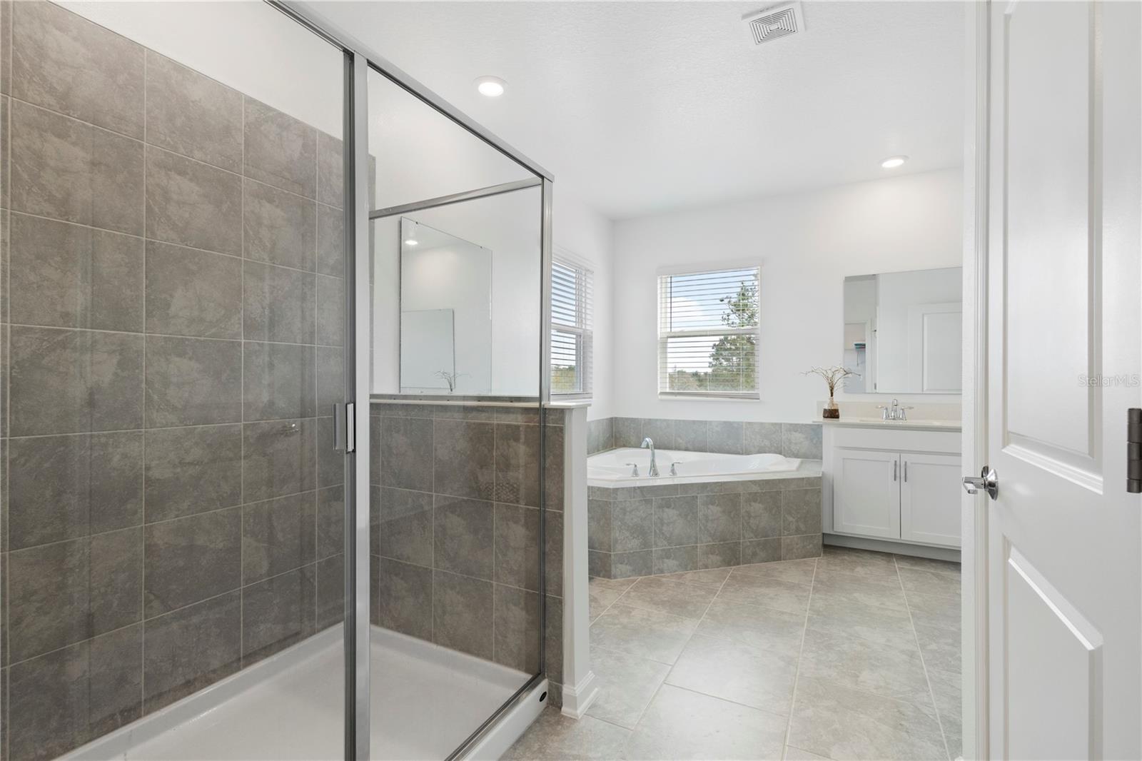 157 ACES HIGH LN, DAVENPORT, FL, 33896