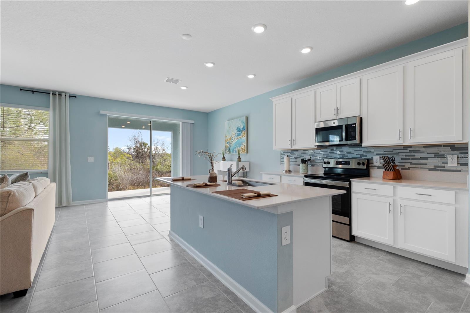 157 ACES HIGH LN, DAVENPORT, FL, 33896