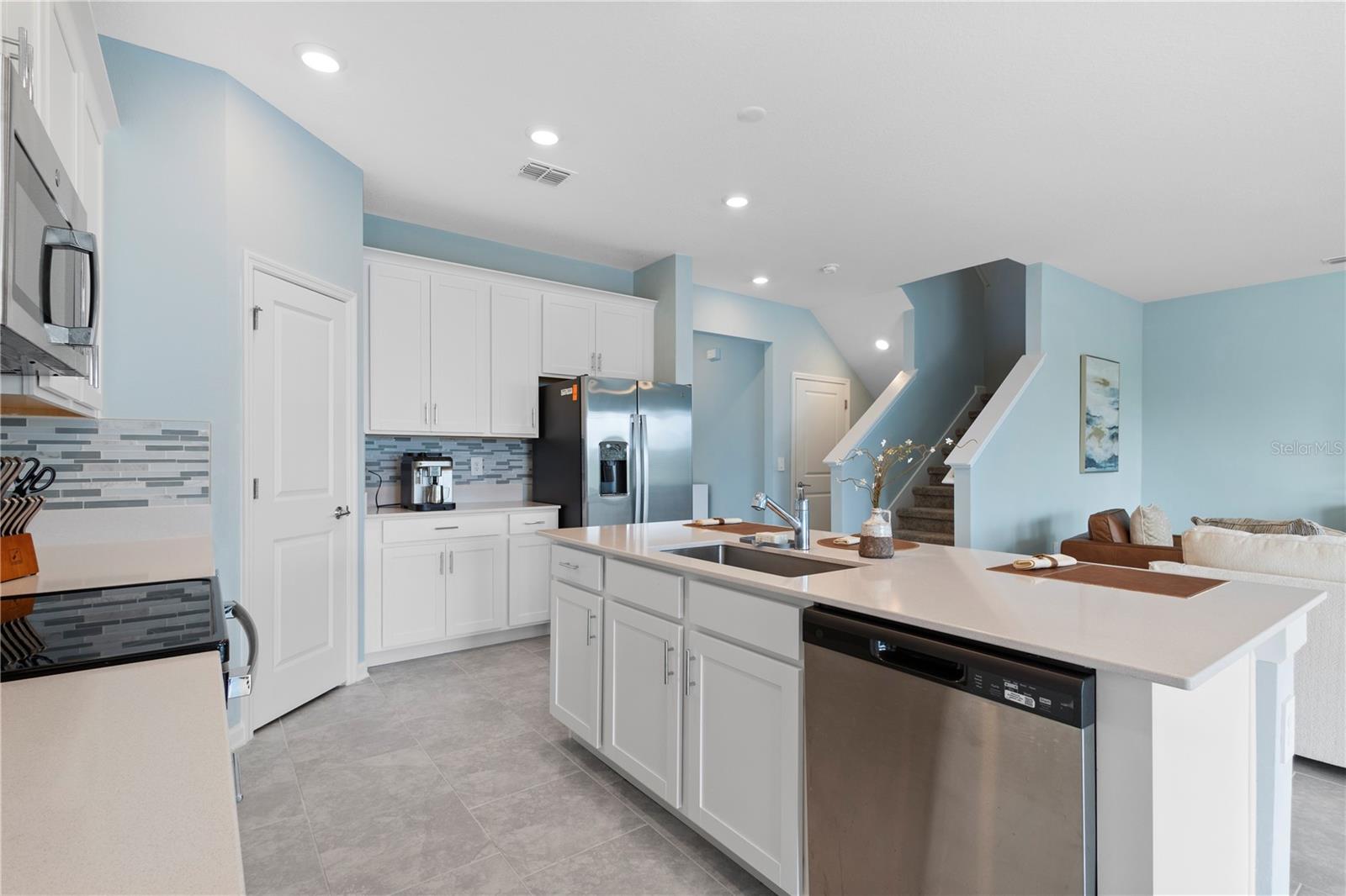 157 ACES HIGH LN, DAVENPORT, FL, 33896