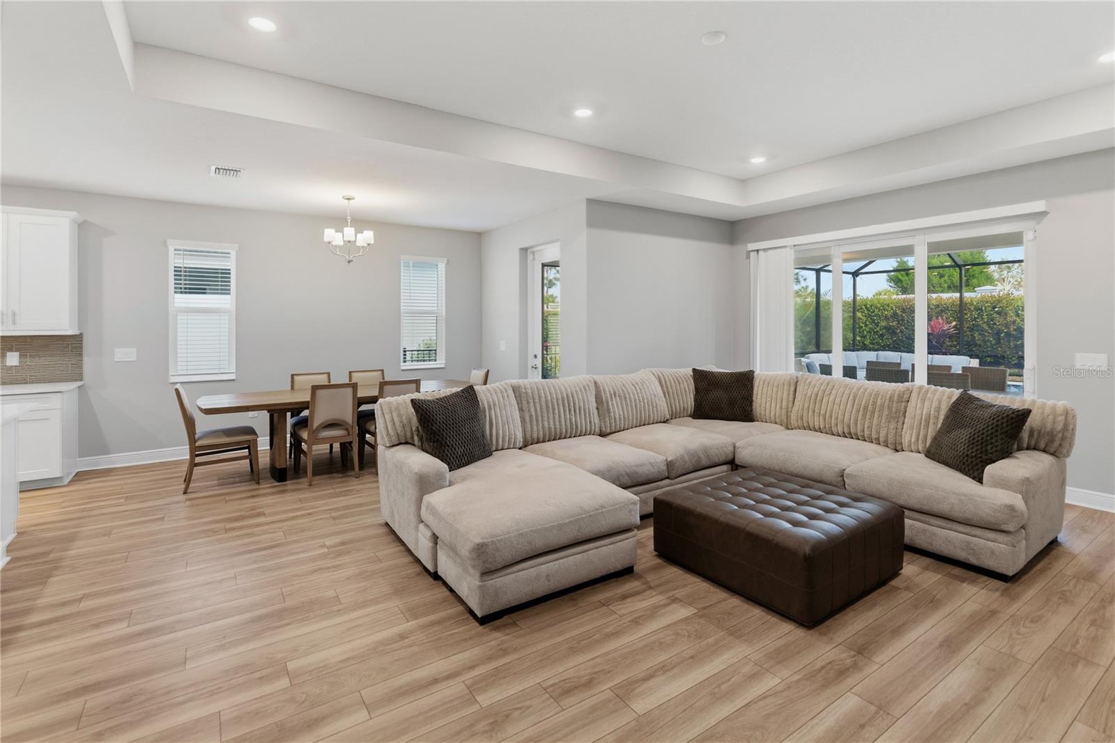 17526 SAVORY MIST CIR, BRADENTON, FL, 34211