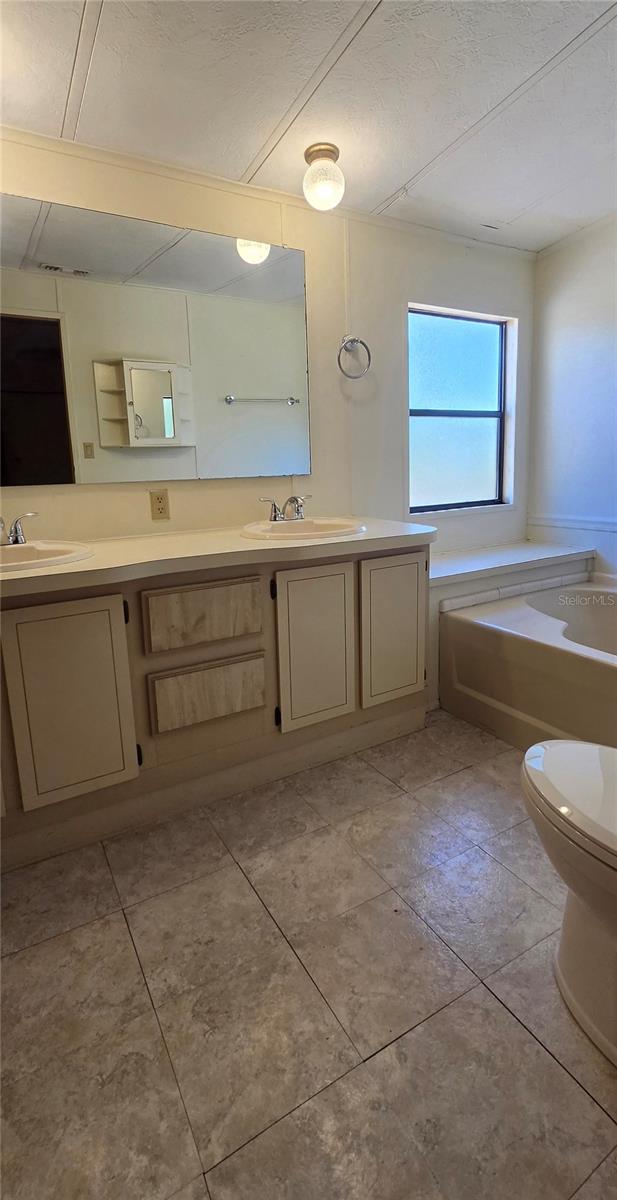 15802 SW 103RD AVE, ARCHER, FL, 32618