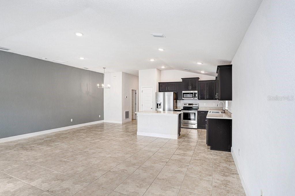 14916 IMPERIAL PURPLE LN, WIMAUMA, FL, 33598