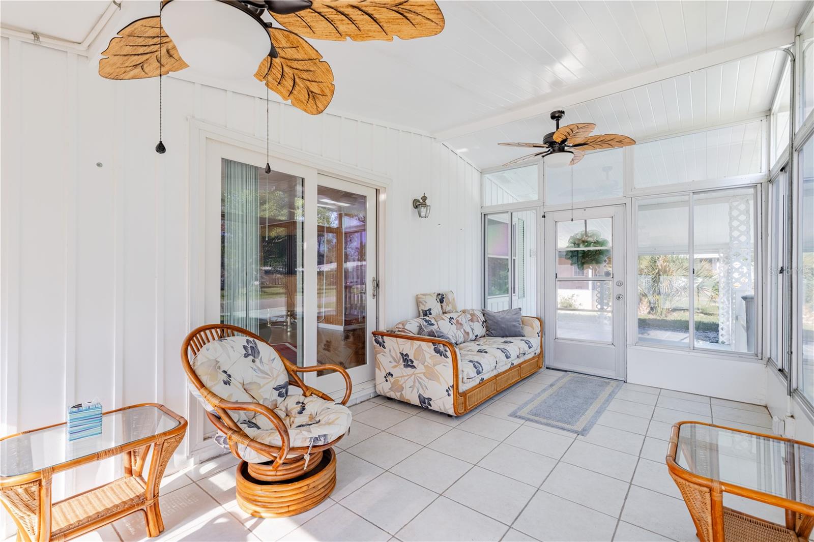 1026 CAPELLA DR, TAVARES, FL, 32778