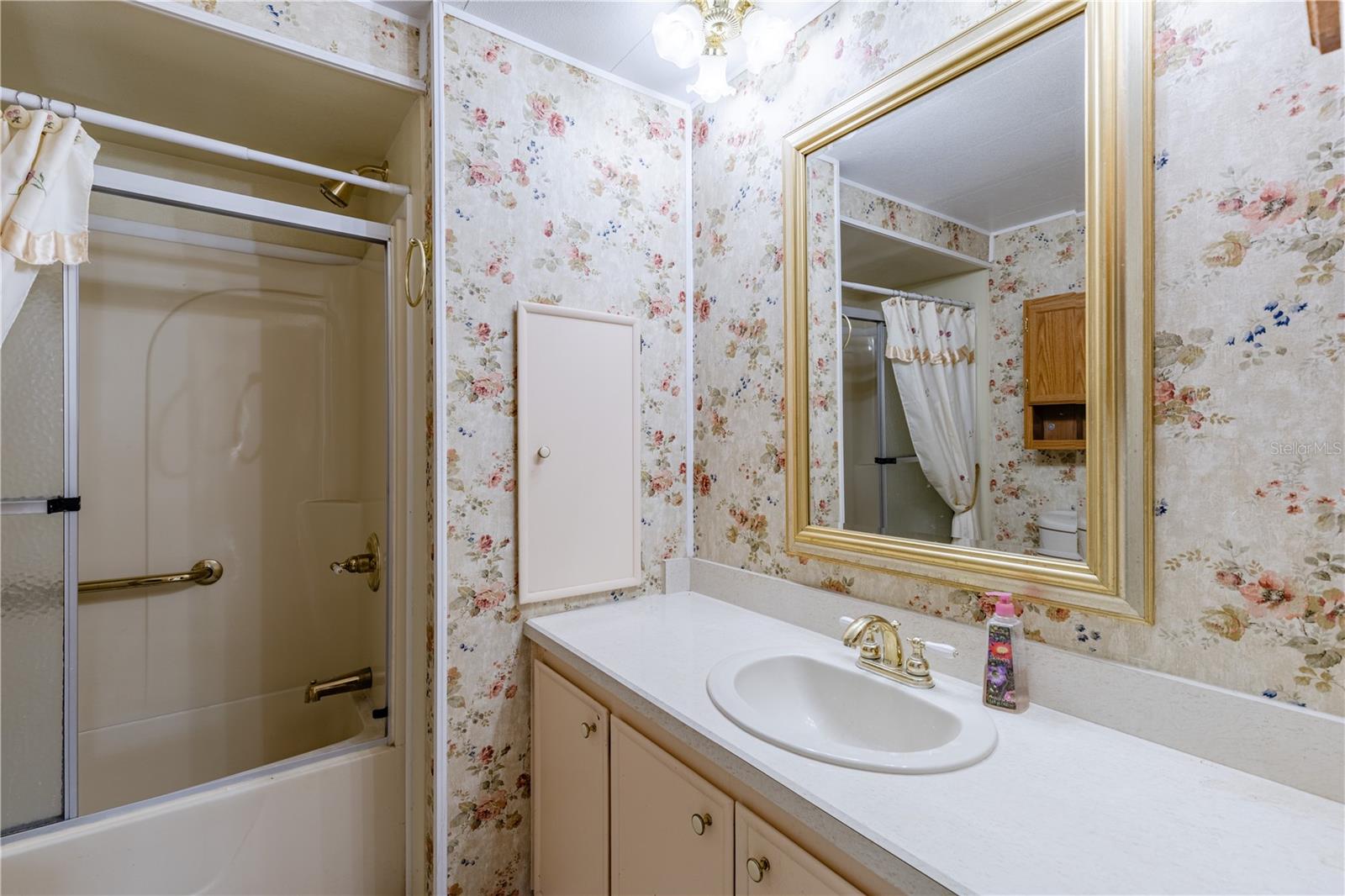 1026 CAPELLA DR, TAVARES, FL, 32778