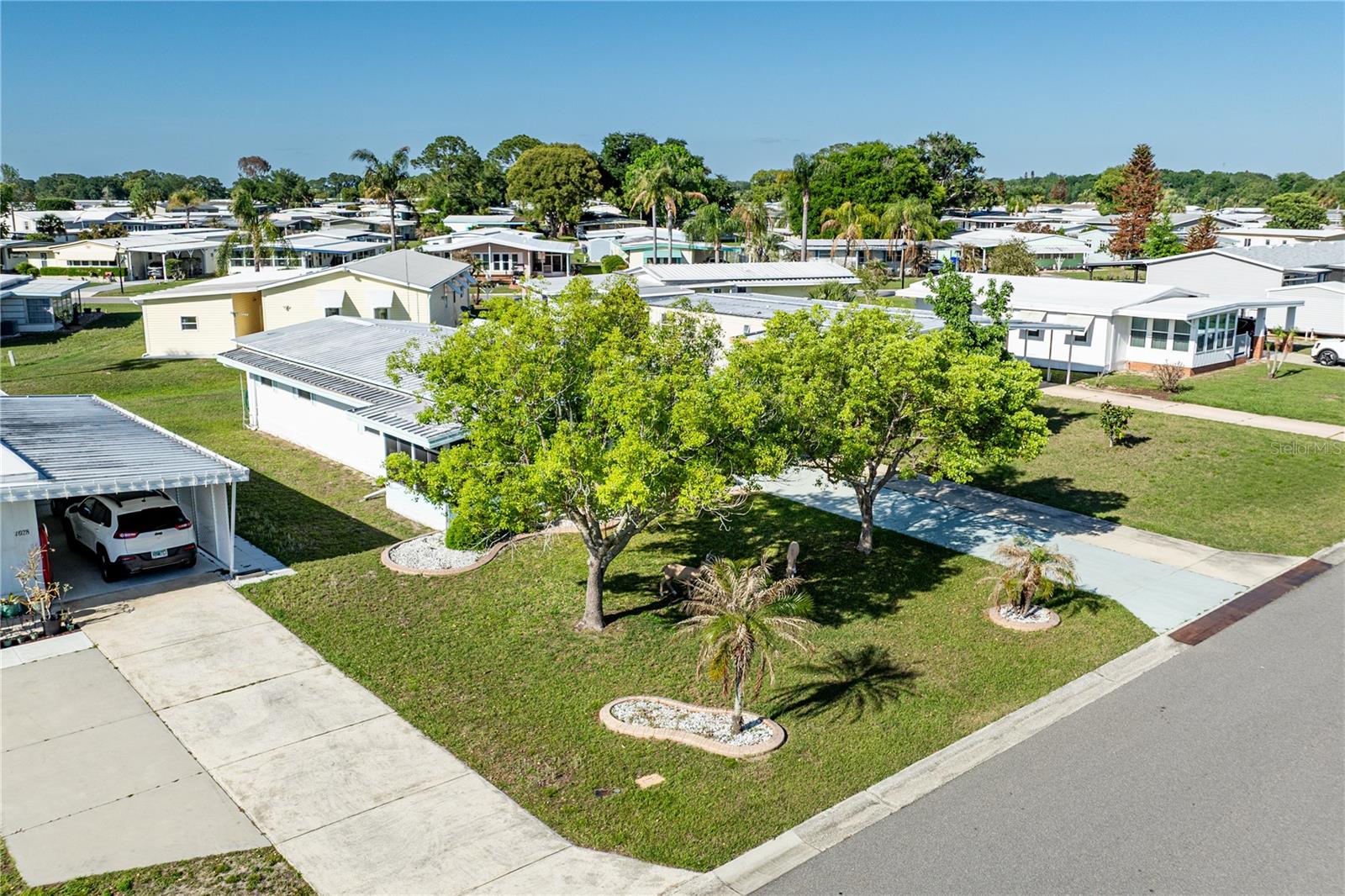 1026 CAPELLA DR, TAVARES, FL, 32778