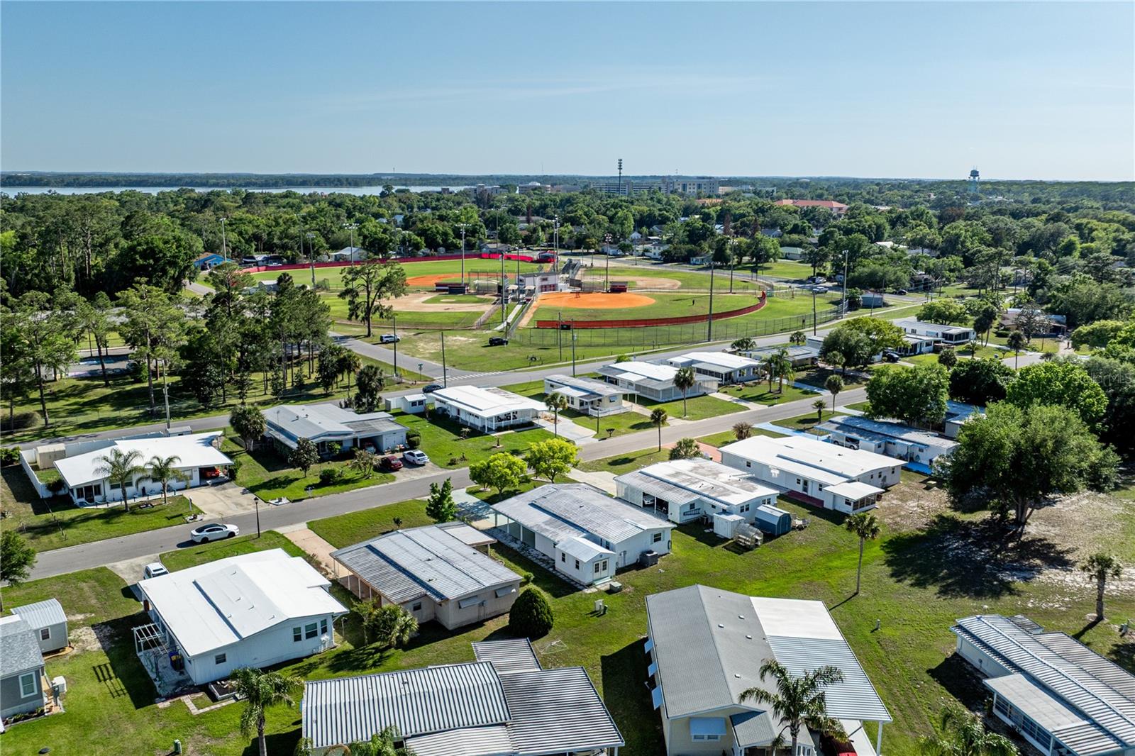 1026 CAPELLA DR, TAVARES, FL, 32778