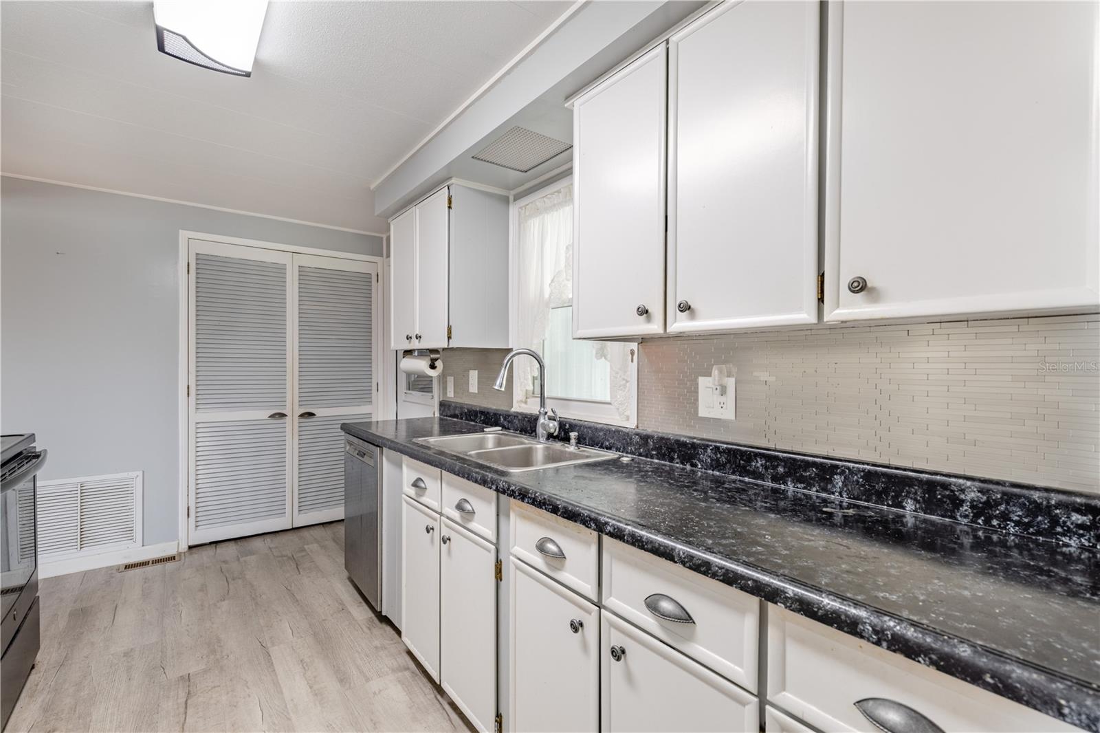 1026 CAPELLA DR, TAVARES, FL, 32778