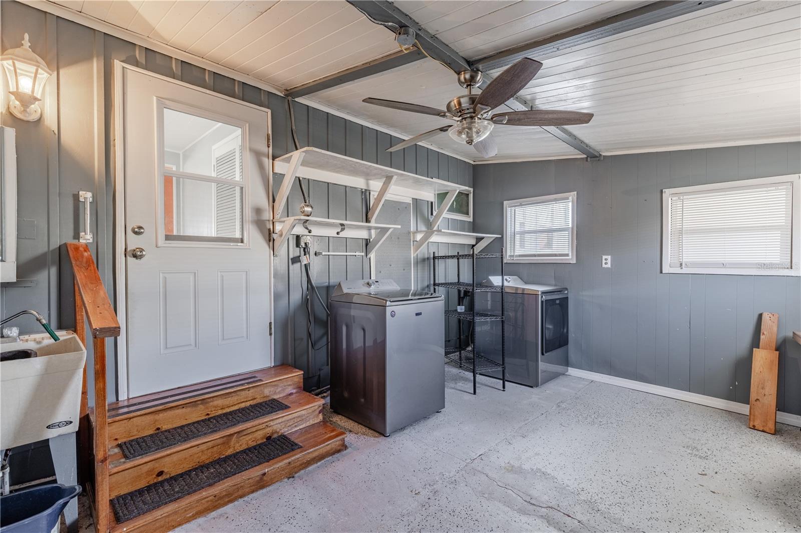 1026 CAPELLA DR, TAVARES, FL, 32778