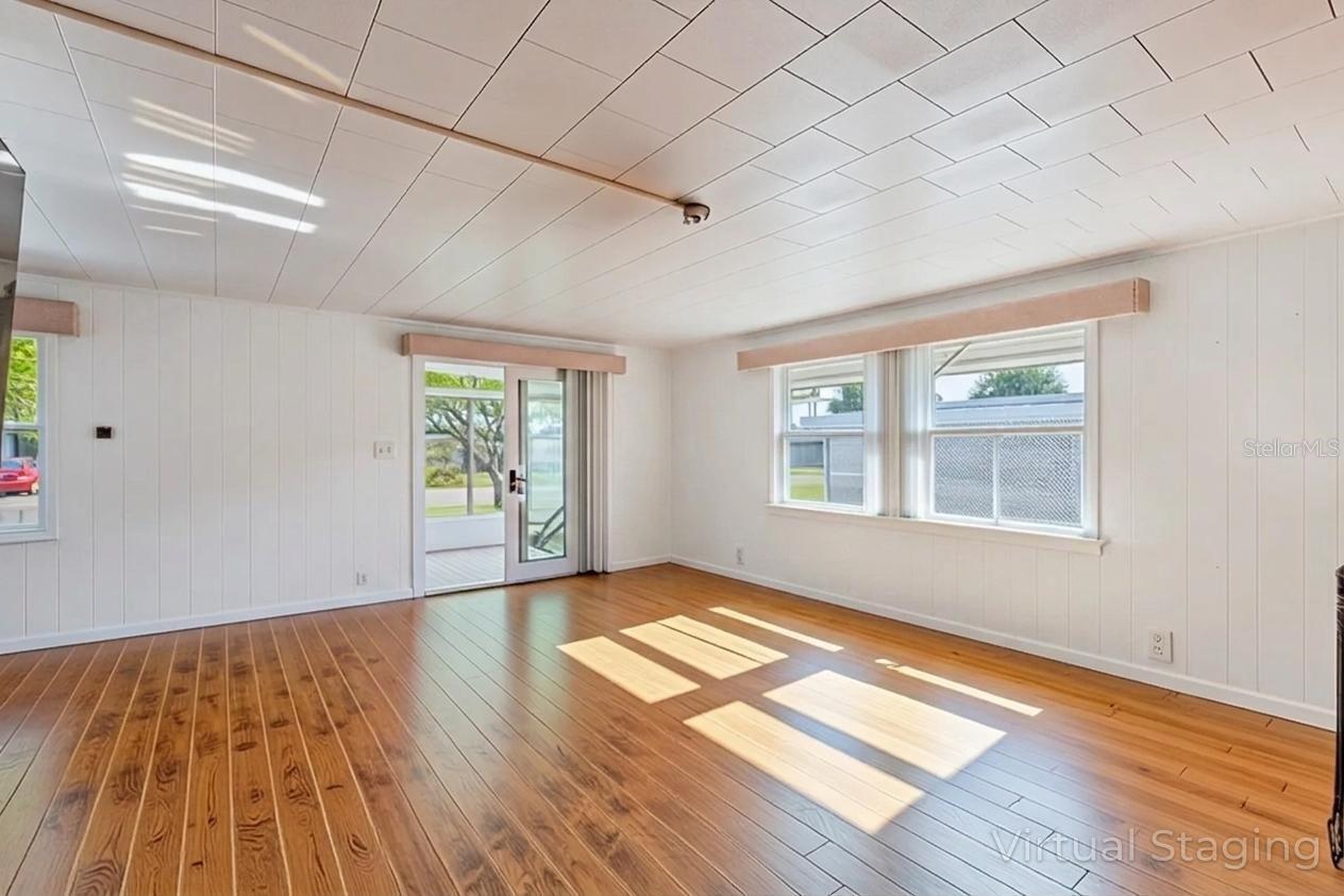 1026 CAPELLA DR, TAVARES, FL, 32778